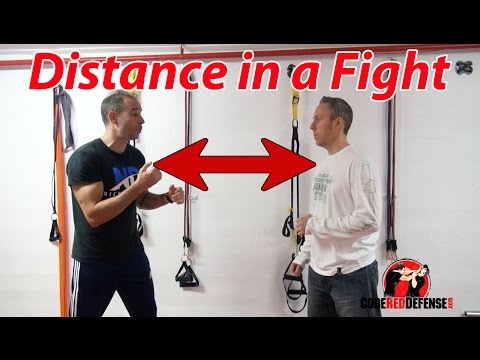 Best Distance to Keep in a Street Fight