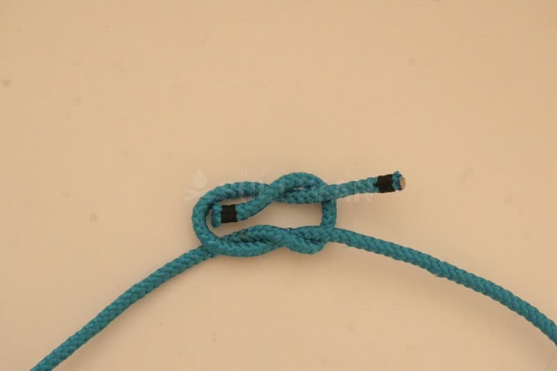 reef knot step 5