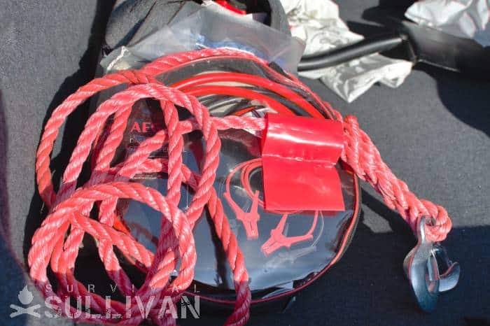 jumper cables and tow rope