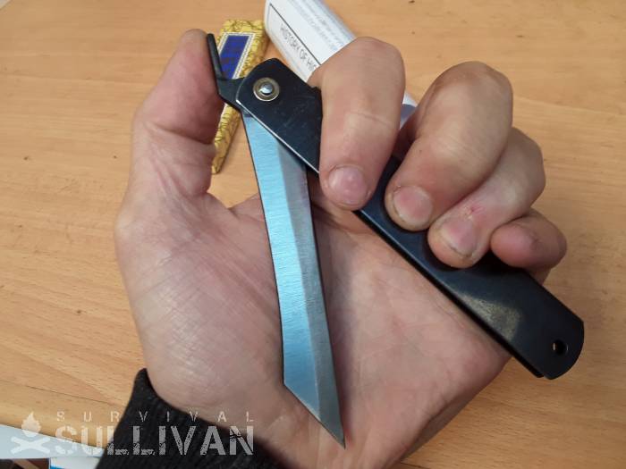 higonokami knife partially opened
