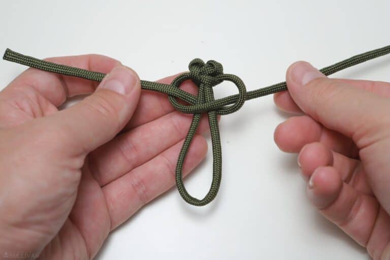 cobra zipper pull second knot
