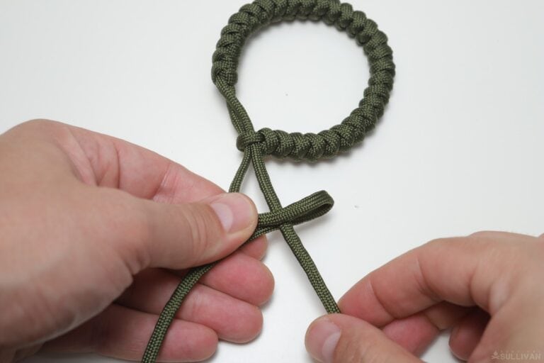 snake knot paracord bracelet looping left side free end