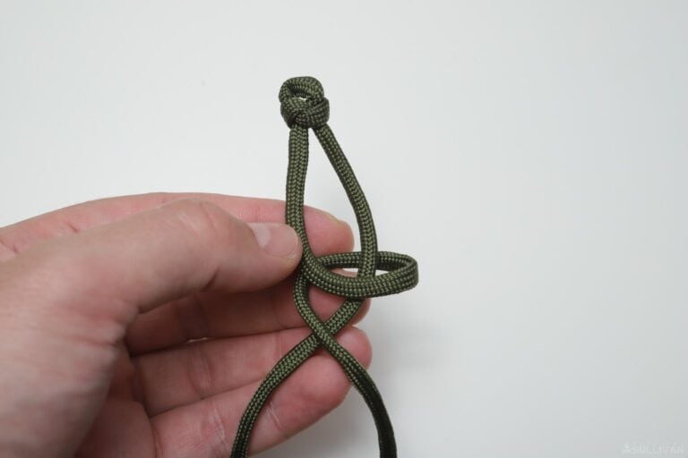 snake knot paracord bracelet second loop with free end on the right