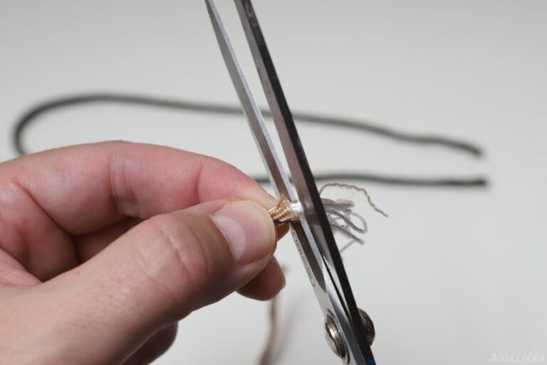 butterfly stitch keychain scoobie cutting inner strands off