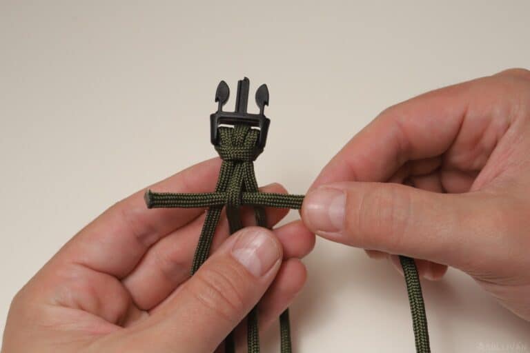 slim trilobite paracord bracelet long end first weave
