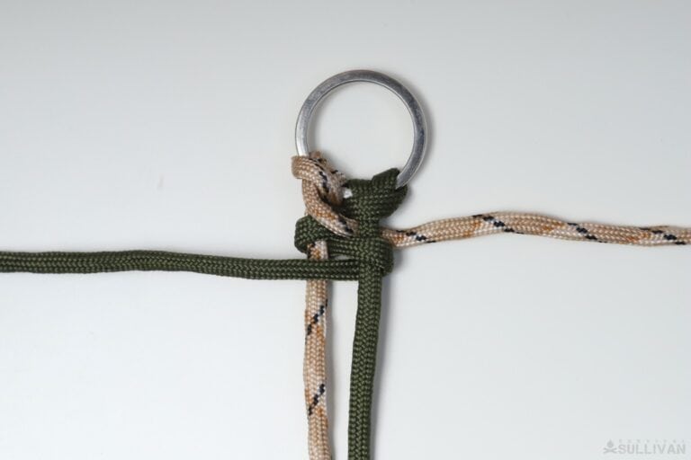 growling dog paracord keychain right working end passing standing part twice