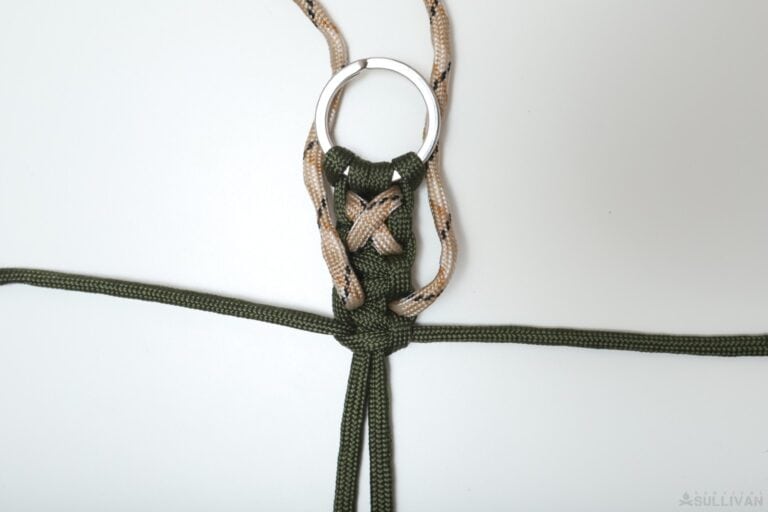 crisscross solomon paracord keychain snugging the sixth weave