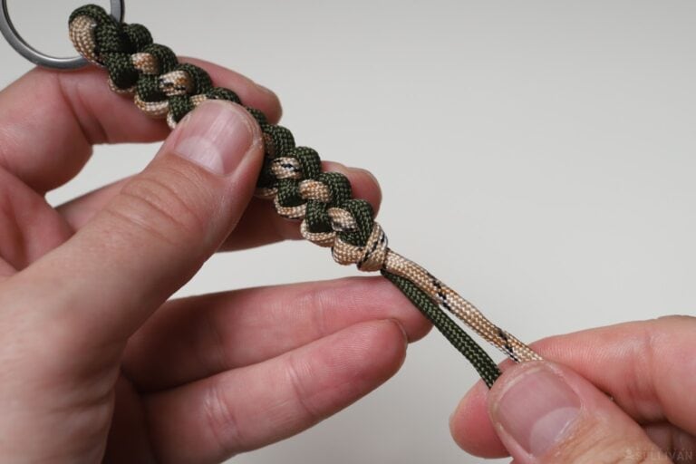 butterfly stitch keychain scoobie tightening final knot
